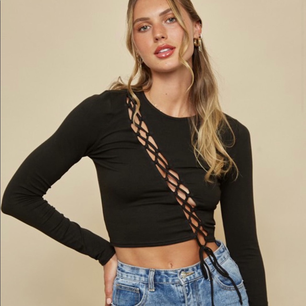 Long sleeve tie down the front top